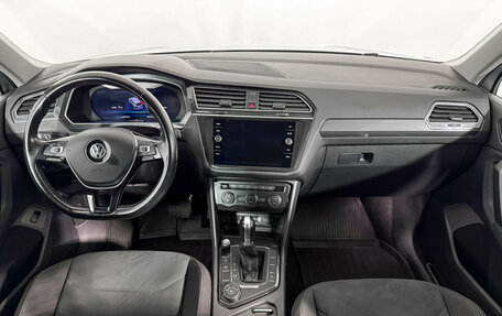 Volkswagen Tiguan II, 2017 год, 2 590 000 рублей, 13 фотография