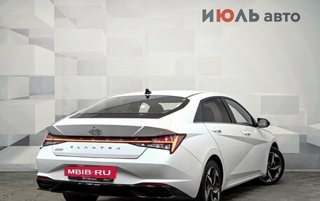 Hyundai Elantra, 2021 год, 2 150 000 рублей, 5 фотография
