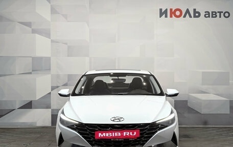 Hyundai Elantra, 2021 год, 2 150 000 рублей, 3 фотография
