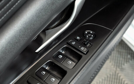 Hyundai Elantra, 2021 год, 2 150 000 рублей, 15 фотография