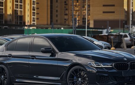 BMW 5 серия, 2017 год, 4 000 000 рублей, 3 фотография