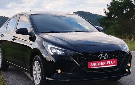 Hyundai Solaris II рестайлинг, 2021 год, 1 890 000 рублей, 12 фотография