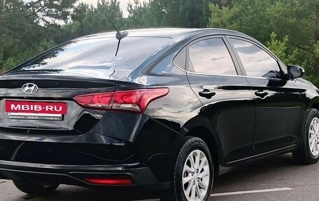 Hyundai Solaris II рестайлинг, 2021 год, 1 890 000 рублей, 18 фотография