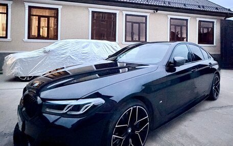 BMW 5 серия, 2021 год, 6 850 000 рублей, 3 фотография
