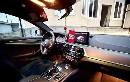 BMW 5 серия, 2021 год, 6 850 000 рублей, 14 фотография