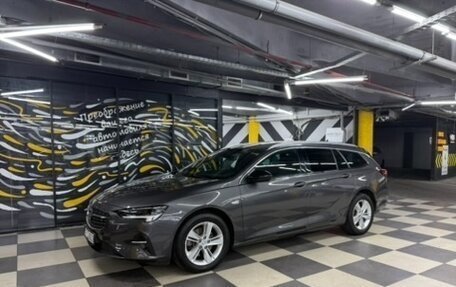 Opel Insignia II рестайлинг, 2022 год, 1 900 000 рублей, 1 фотография
