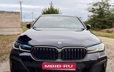 BMW 5 серия, 2021 год, 6 850 000 рублей, 25 фотография