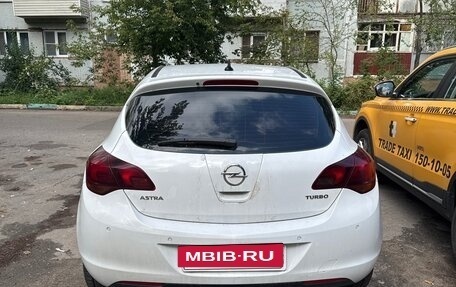 Opel Astra J, 2011 год, 320 000 рублей, 3 фотография