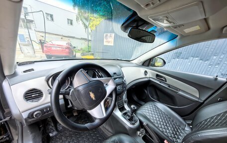 Chevrolet Cruze II, 2013 год, 800 000 рублей, 5 фотография