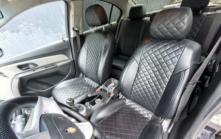 Chevrolet Cruze II, 2013 год, 800 000 рублей, 6 фотография
