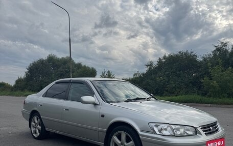 Toyota Camry, 2001 год, 490 000 рублей, 4 фотография