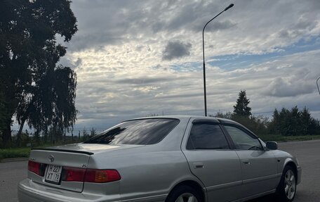 Toyota Camry, 2001 год, 490 000 рублей, 5 фотография