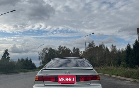 Toyota Camry, 2001 год, 490 000 рублей, 6 фотография