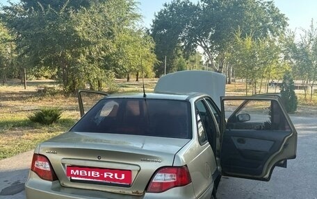 Daewoo Nexia I рестайлинг, 2009 год, 95 000 рублей, 9 фотография