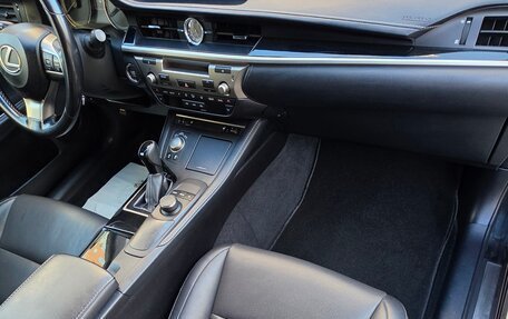 Lexus ES VII, 2015 год, 2 685 000 рублей, 22 фотография