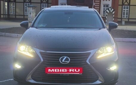 Lexus ES VII, 2015 год, 2 685 000 рублей, 21 фотография
