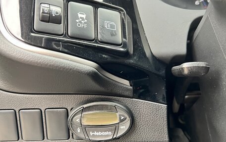 Mitsubishi Outlander III рестайлинг 3, 2014 год, 1 650 000 рублей, 13 фотография