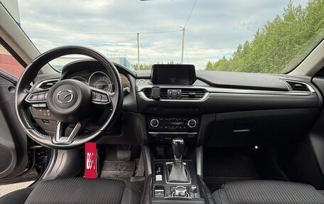 Mazda 6, 2017 год, 1 560 000 рублей, 11 фотография