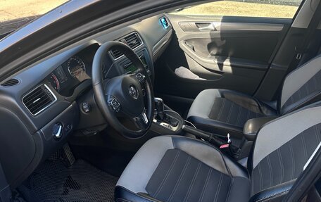 Volkswagen Jetta VI, 2013 год, 850 000 рублей, 5 фотография