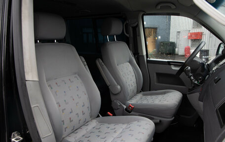 Volkswagen Caravelle T5, 2008 год, 1 499 000 рублей, 12 фотография