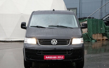 Volkswagen Caravelle T5, 2008 год, 1 499 000 рублей, 9 фотография