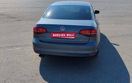 Volkswagen Jetta VI, 2016 год, 1 000 000 рублей, 5 фотография