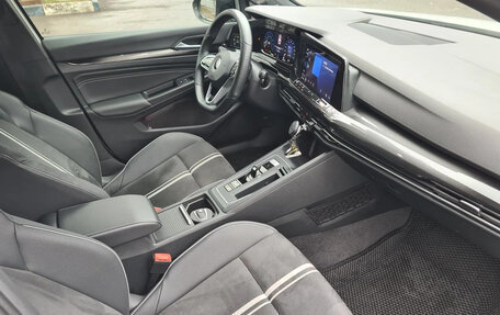 Volkswagen Golf VIII, 2022 год, 2 050 000 рублей, 8 фотография