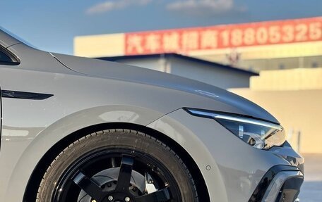 Volkswagen Golf VIII, 2023 год, 2 220 000 рублей, 8 фотография