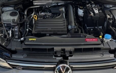 Volkswagen Golf VIII, 2023 год, 2 220 000 рублей, 13 фотография