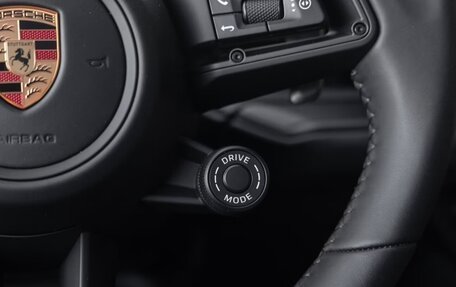 Porsche Cayenne III, 2026 год, 16 450 032 рублей, 16 фотография