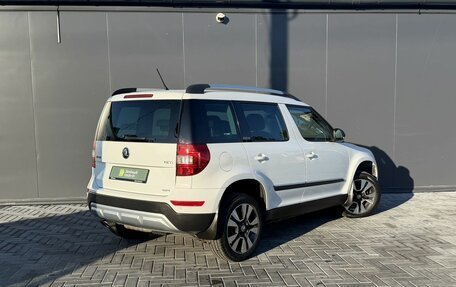 Skoda Yeti I рестайлинг, 2015 год, 1 695 000 рублей, 2 фотография
