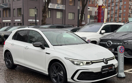 Volkswagen Golf VIII, 2023 год, 2 199 000 рублей, 3 фотография