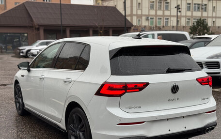 Volkswagen Golf VIII, 2023 год, 2 199 000 рублей, 6 фотография