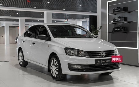 Volkswagen Polo VI (EU Market), 2017 год, 1 140 000 рублей, 2 фотография