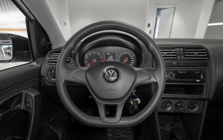 Volkswagen Polo VI (EU Market), 2017 год, 1 140 000 рублей, 10 фотография
