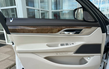 BMW 7 серия, 2016 год, 3 494 000 рублей, 13 фотография