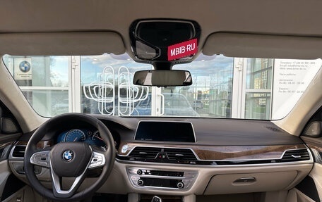 BMW 7 серия, 2016 год, 3 494 000 рублей, 17 фотография