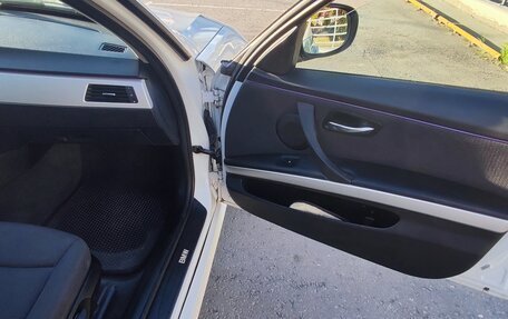 BMW 3 серия, 2011 год, 1 090 000 рублей, 9 фотография