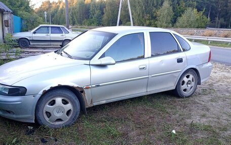 Opel Vectra B рестайлинг, 2000 год, 180 000 рублей, 2 фотография