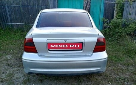 Opel Vectra B рестайлинг, 2000 год, 180 000 рублей, 3 фотография