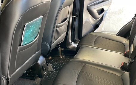 Chevrolet Tracker III, 2014 год, 1 400 000 рублей, 2 фотография