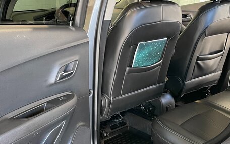 Chevrolet Tracker III, 2014 год, 1 400 000 рублей, 10 фотография
