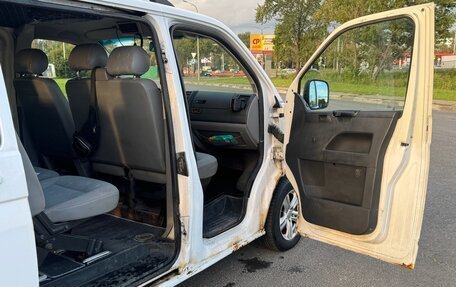 Volkswagen Transporter T5 рестайлинг, 2005 год, 850 000 рублей, 12 фотография
