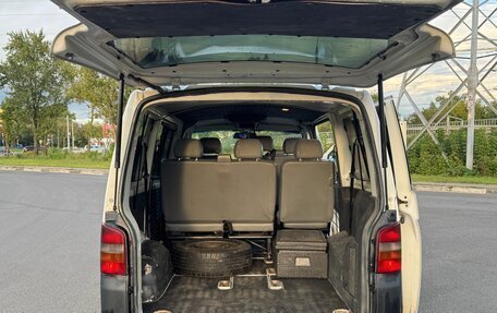 Volkswagen Transporter T5 рестайлинг, 2005 год, 850 000 рублей, 10 фотография