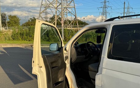 Volkswagen Transporter T5 рестайлинг, 2005 год, 850 000 рублей, 15 фотография
