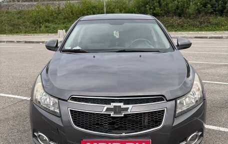 Chevrolet Cruze II, 2011 год, 650 000 рублей, 2 фотография
