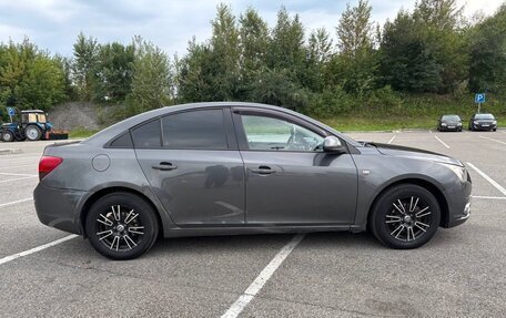 Chevrolet Cruze II, 2011 год, 650 000 рублей, 5 фотография