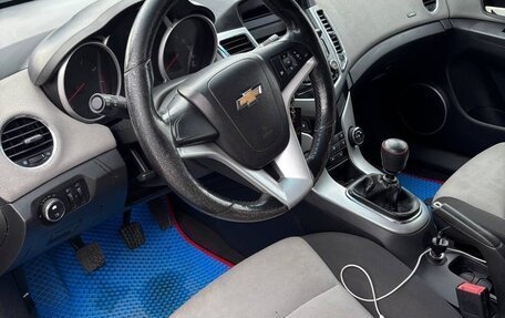 Chevrolet Cruze II, 2011 год, 650 000 рублей, 7 фотография