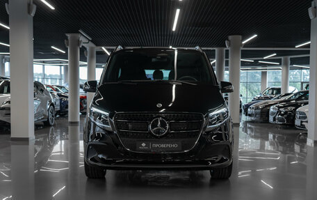 Mercedes-Benz V-Класс, 2026 год, 12 550 000 рублей, 3 фотография