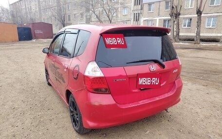 Honda Fit III, 2002 год, 350 000 рублей, 6 фотография